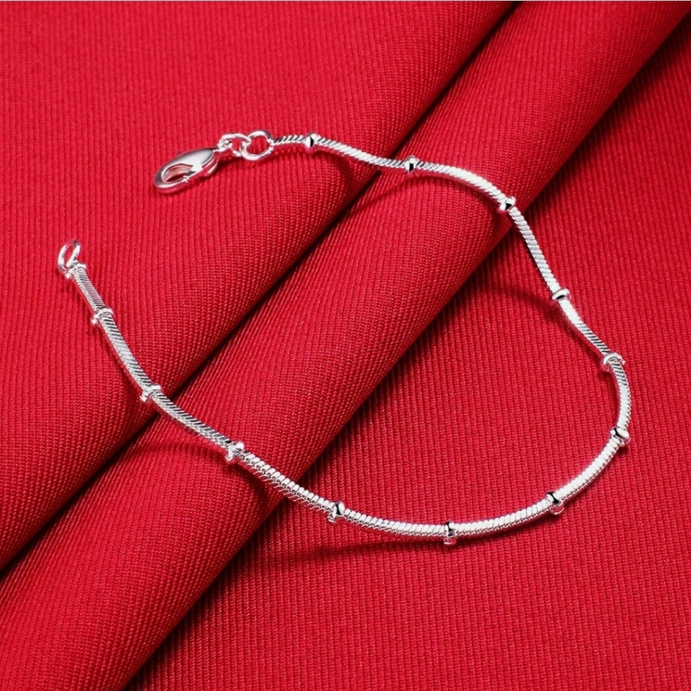 FIRM SALE Beautiful Design Snake Chain or Bracelet - Picture 5 of 9